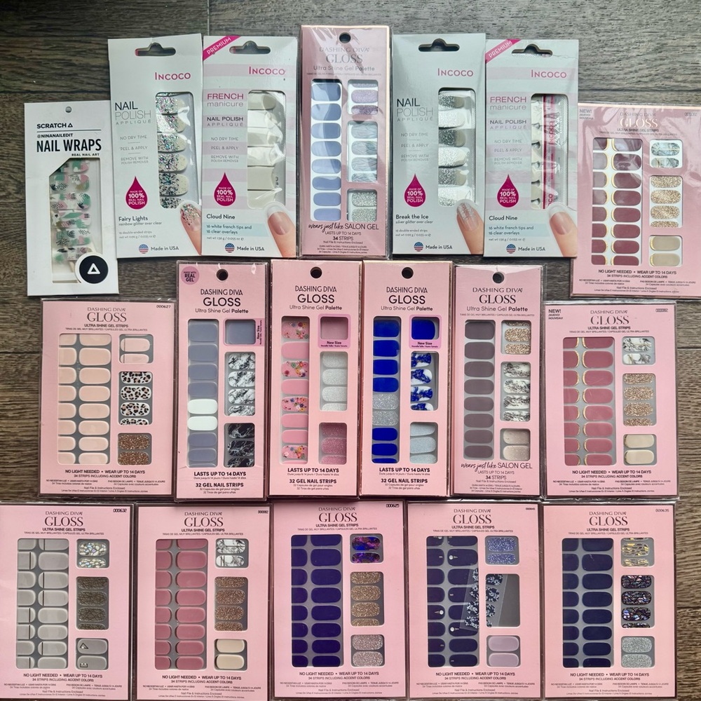 Dashing Diva Gloss Press-On Nails - Pink and Blue Collection